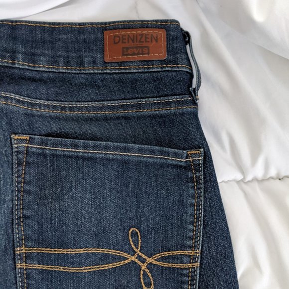 Levi's Bootcut Jeans - Picture 5 of 6